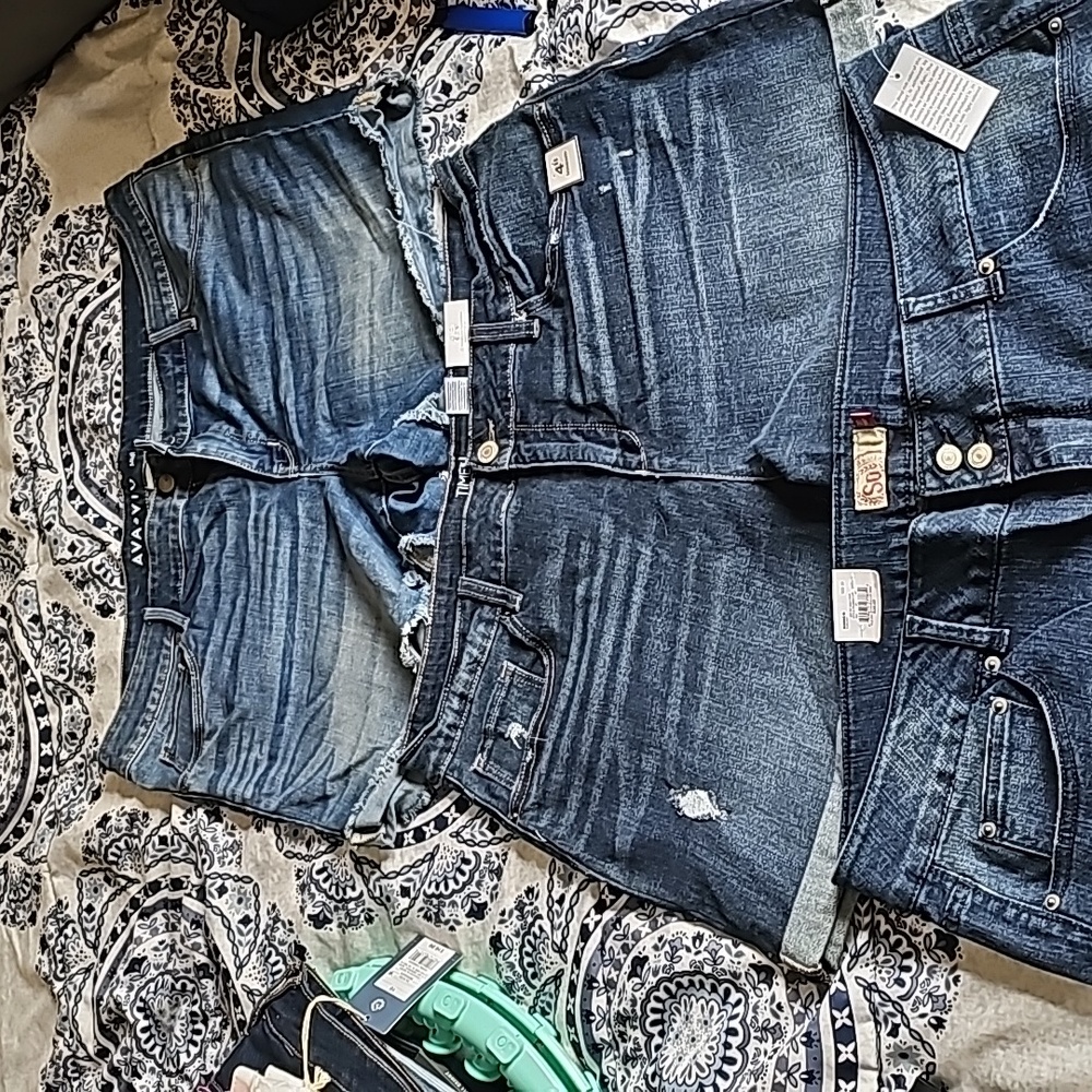 Denim shorts lot size 20